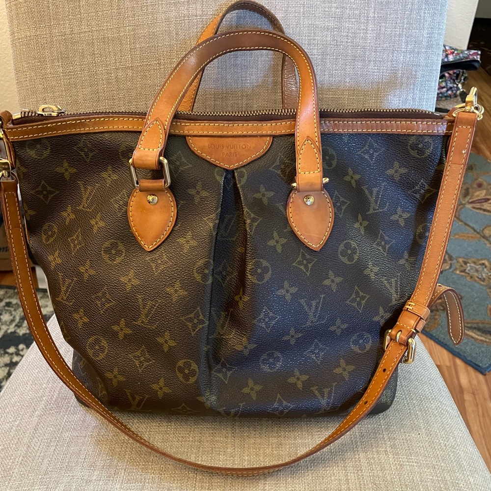 Pre-loved Louis Vuitton Palermo
